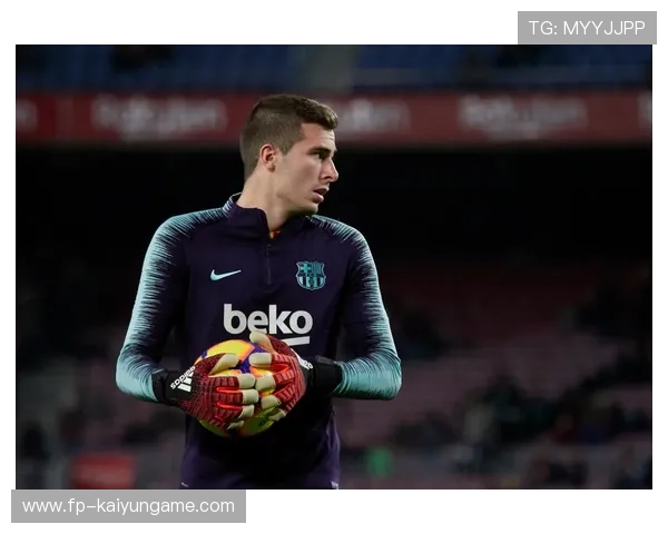 佩尼亚Ins:很高兴见到巴萨的朋友们,祝你们接下来一切顺利,尼洛·佩萨尼亚